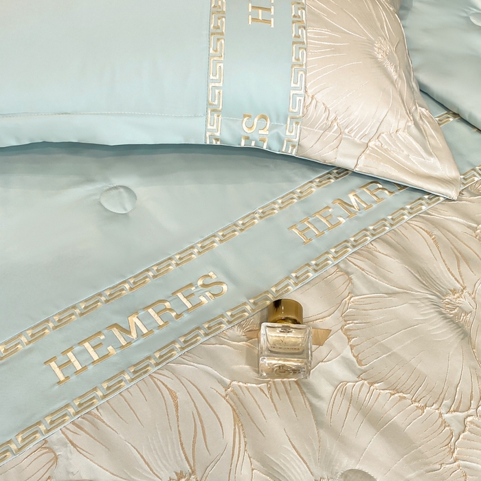 91家纺网 家纺一手货源 找家纺 子曰 2025新款金丝提花浮雕刺绣水洗真丝夏被四件套夏凉被空调被 花语-绿