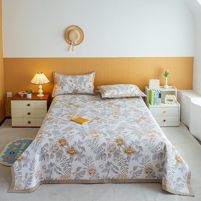 91家纺网 家纺一手货源 找家纺 晨晨家纺2025新款双面全棉床盖款三件套 春日繁花