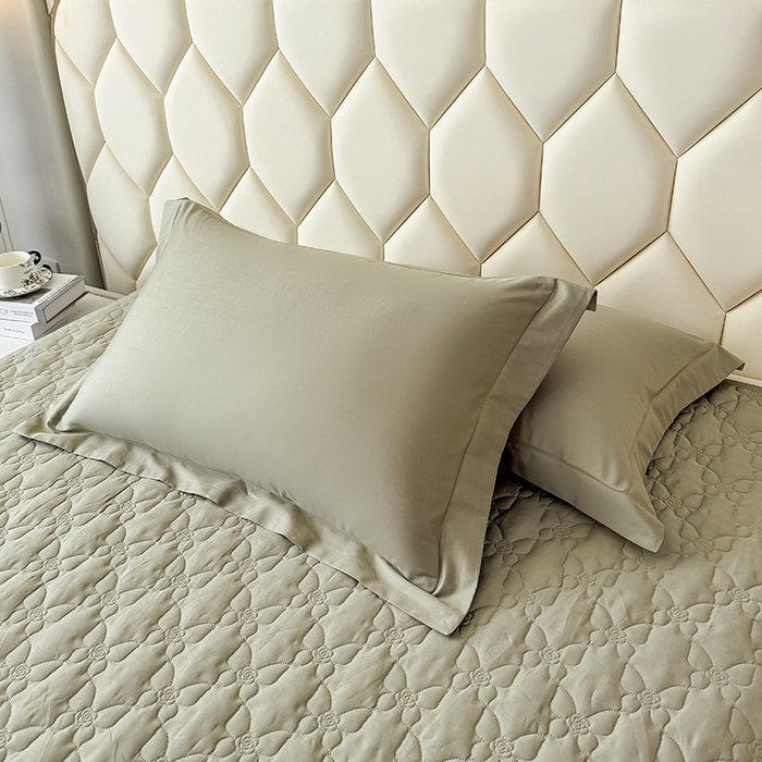 91家纺网 家纺一手货源 找家纺 好阁家纺 2025新款100支全棉蚕丝豆邦纤维床盖 绿墨