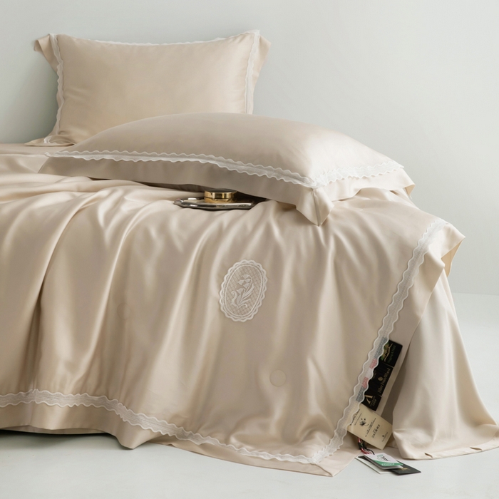 91家纺网 家纺一手货源 找家纺 桂雅居2025新款80支进口莱赛尔双丝夏被-达芙妮 云雾金