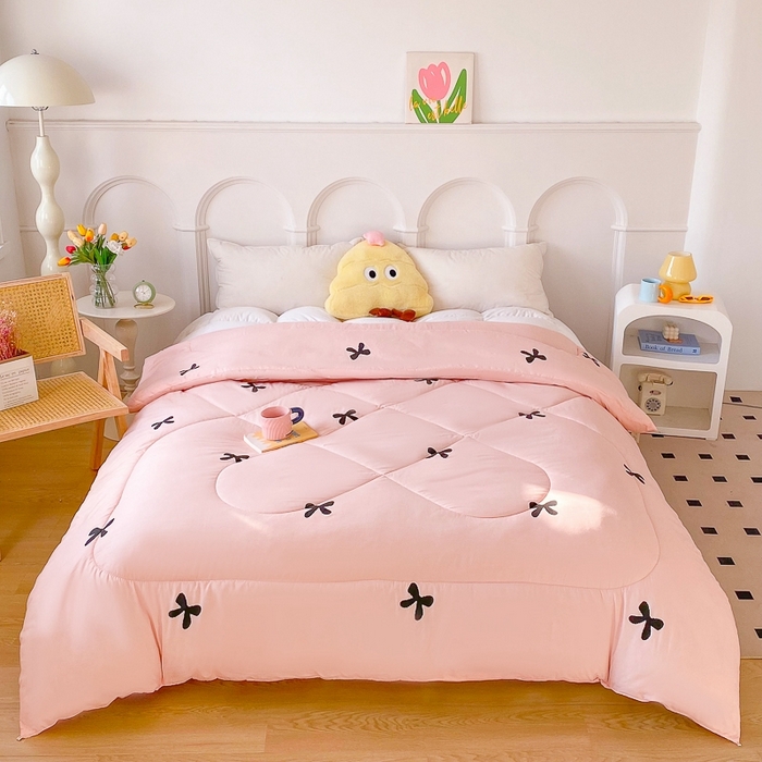 91家纺网 家纺一手货源 找家纺 百花王2025新款原棉大豆被被子被芯 蝴蝶结粉色