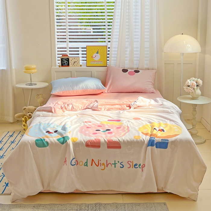 91家纺网 家纺一手货源 找家纺 海岛哥哥 2025新款水洗棉大版卡通夏被 小小甜甜圈