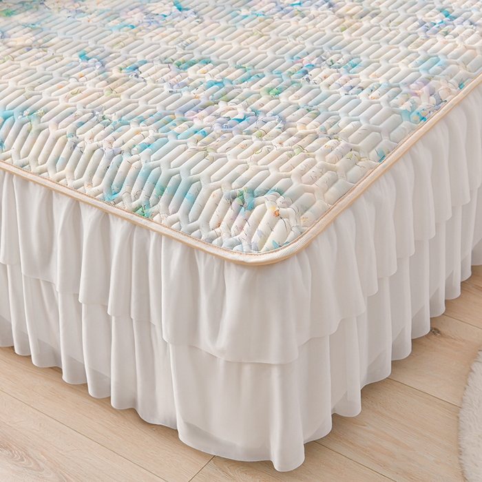 91家纺网 家纺一手货源 找家纺 畅畅家纺 2025新款夏季凉感丝印花足球花凉席夏被夏凉被空调被四件套 足球花-凡可