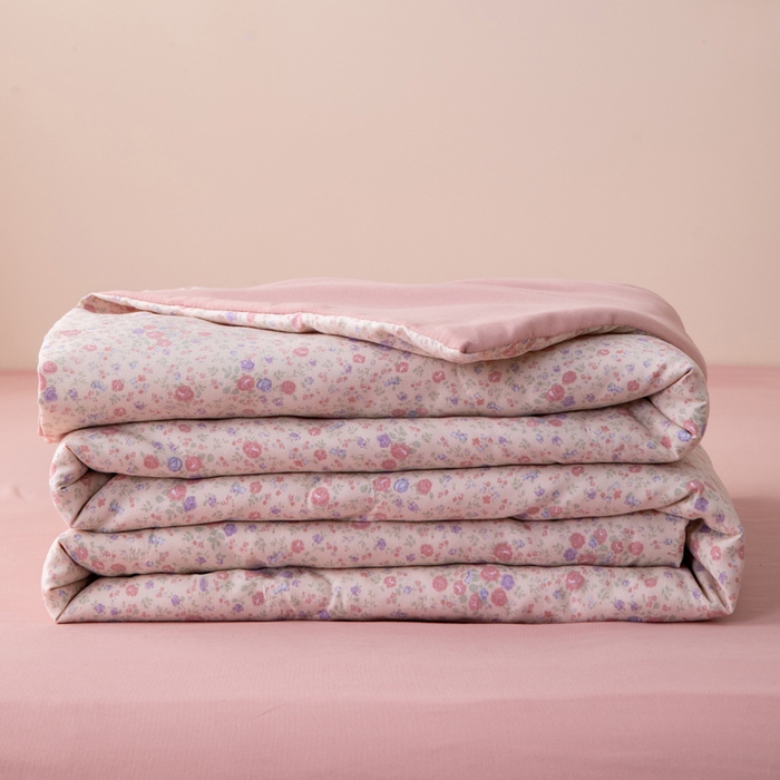 91家纺网 家纺一手货源 找家纺 南北家居 2025新款针织棉双层纱夏被四件套 樱落