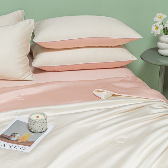 91家纺网 家纺一手货源 找家纺 爱彼家纺 2025夏季新款麻绳款冰丝夏被夏凉被空调被四件套-风格二 麻绳款夏被-奶昔白+粉