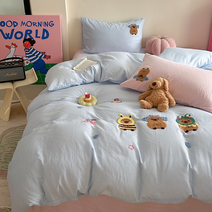 91家纺网 家纺一手货源 找家纺 TT.one 塔塔家居 2025新款全棉双层纱毛巾绣萌宠系列四件套 呆萌皮皮