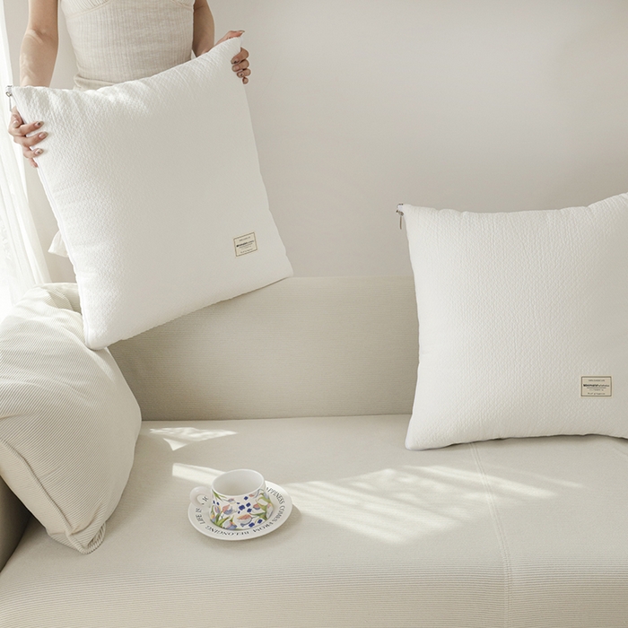 91家纺网 家纺一手货源 找家纺 番茄+ 2025新款简约全棉色织抱枕被 月白