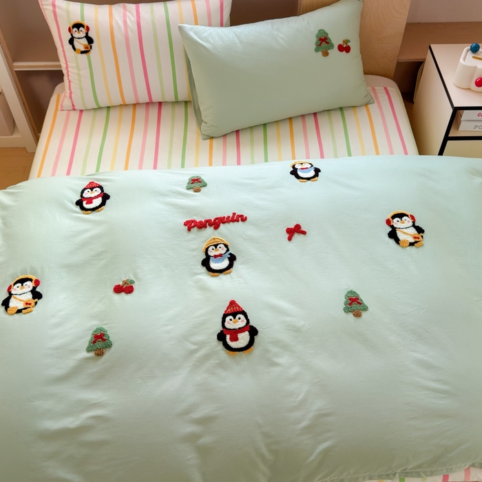 91家纺网 家纺一手货源 找家纺 如意朵2025新款全棉毛巾绣四件套 小企鹅