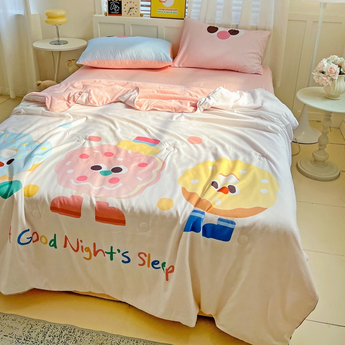 91家纺网 家纺一手货源 找家纺 海岛哥哥 2025新款水洗棉大版卡通夏被 小小甜甜圈