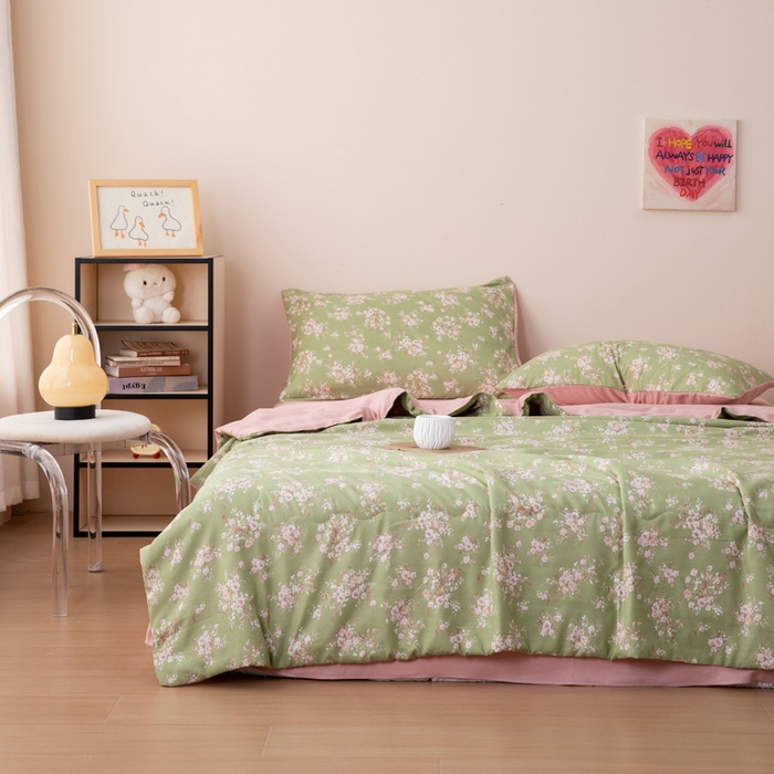 91家纺网 家纺一手货源 找家纺 南北家居 2025新款针织棉双层纱夏被四件套 雏菊低语