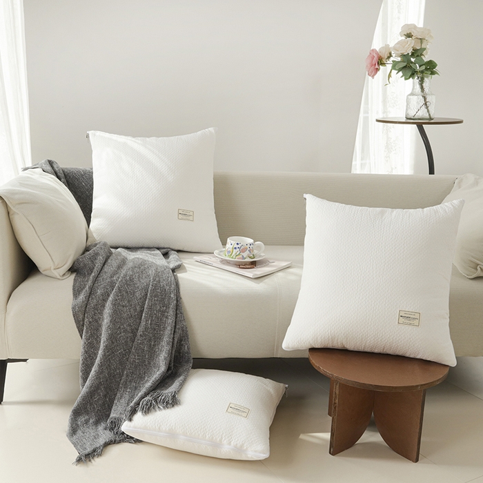 91家纺网 家纺一手货源 找家纺 番茄+ 2025新款简约全棉色织抱枕被 月白