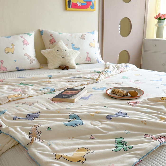 91家纺网 家纺一手货源 找家纺 麦伦家居 2025新款云柔针织棉大豆夏凉被 七彩恐龙