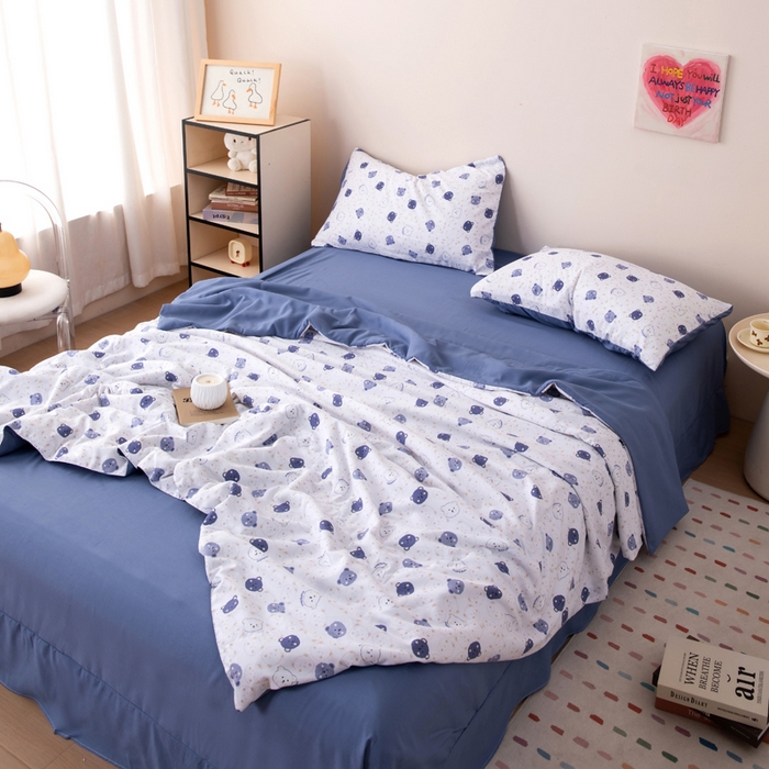 91家纺网 家纺一手货源 找家纺 南北家居 2025新款针织棉双层纱夏被四件套 白点小熊