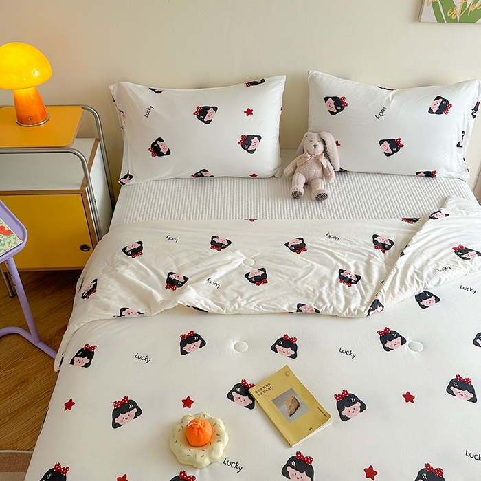 91家纺网 家纺一手货源 找家纺 麦伦家居 2025新款云柔针织棉大豆夏凉被 蝴蝶结女孩