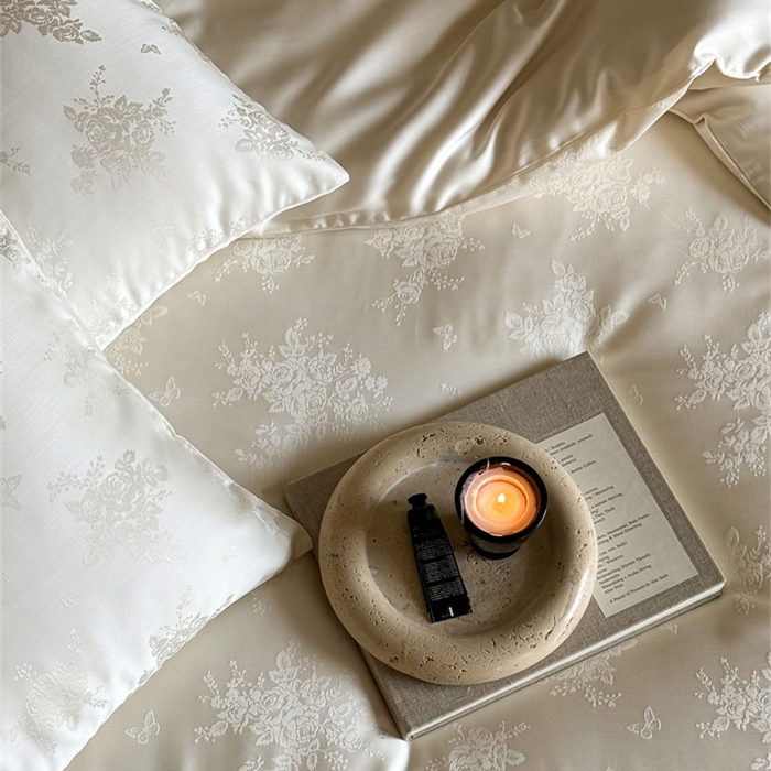 91家纺网 家纺一手货源 找家纺 FORTWO2025新款60支兰精天丝浮雕提花四件套		 仙本娜