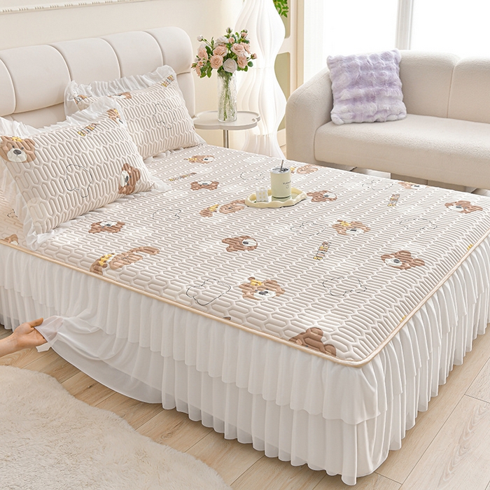 91家纺网 家纺一手货源 找家纺 畅畅家纺 2025新款夏季凉感丝印花足球花凉席夏被夏凉被空调被四件套 足球花-可爱小熊