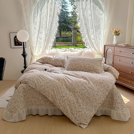 91家纺网 家纺一手货源 找家纺 2025新款水洗棉夹棉床盖四件套韩版蕾丝花边小清新针织棉单被套小碎花皱皱棉直播爆款网红四季跑量款 叶雨浪漫