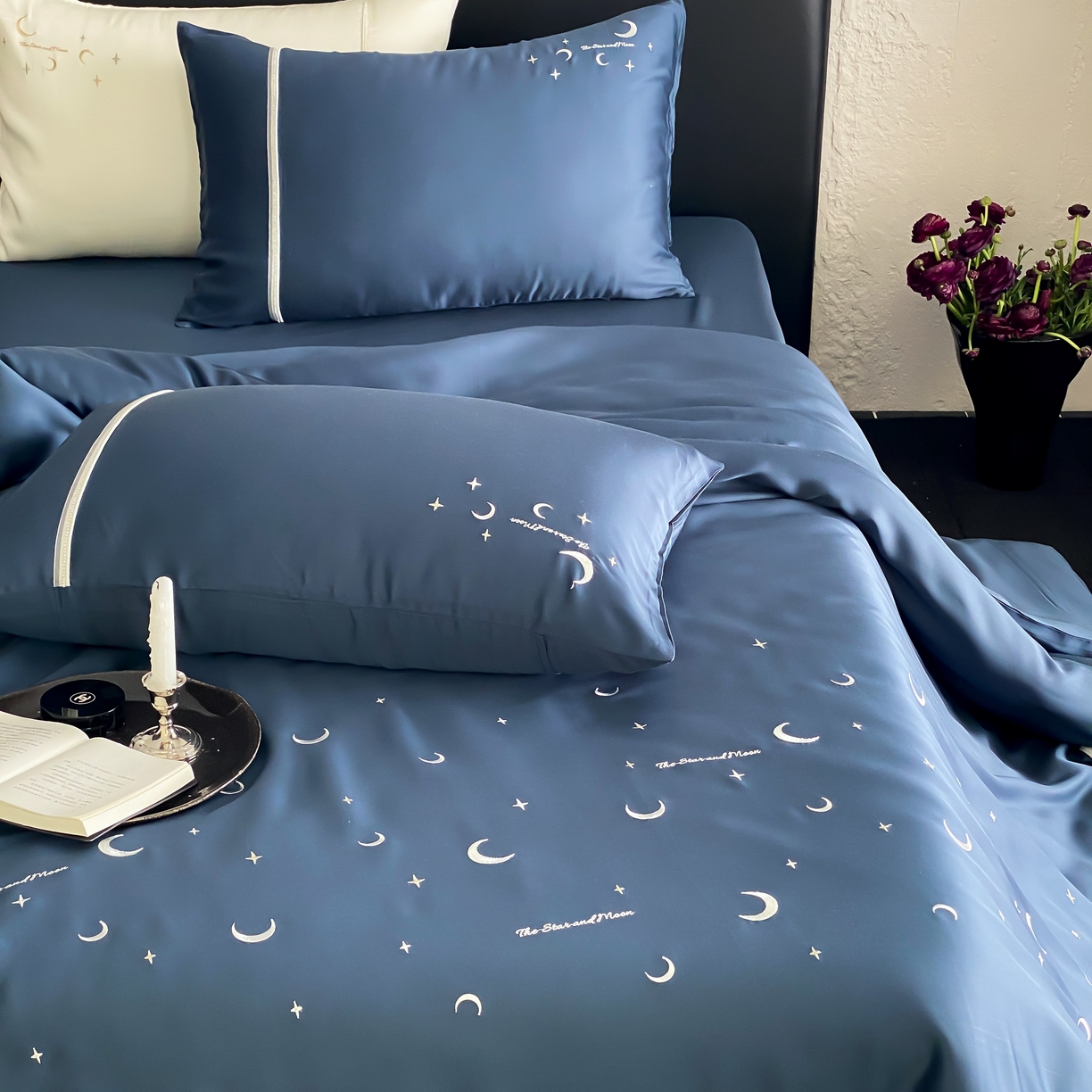 91家纺网 家纺一手货源 找家纺 MIU缪家居 2025春夏新款60支兰精天丝四件套-永夜星河 永夜星河-璀璨蓝