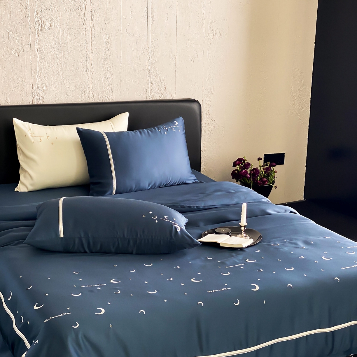 91家纺网 家纺一手货源 找家纺 MIU缪家居 2025春夏新款60支兰精天丝四件套-永夜星河 永夜星河-璀璨蓝