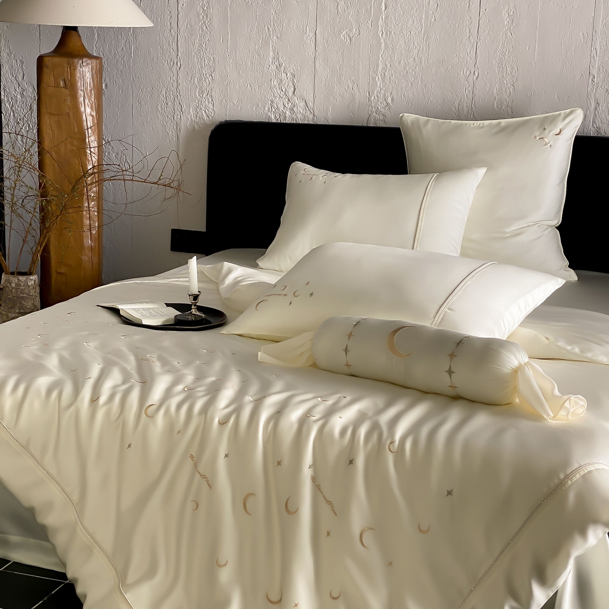 91家纺网 家纺一手货源 找家纺 MIU缪家居 2025春夏新款60支兰精天丝四件套-永夜星河 永夜星河-极光白