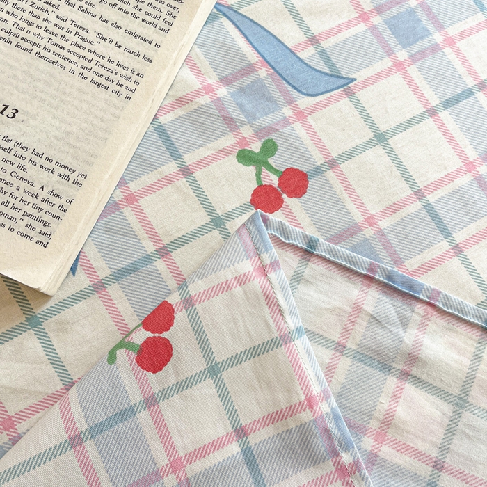 91家纺网 家纺一手货源 找家纺 Sweet dreams甜梦 2025新款全棉纯棉小清新印花床单单品单床单床单单件 蝴蝶结樱桃