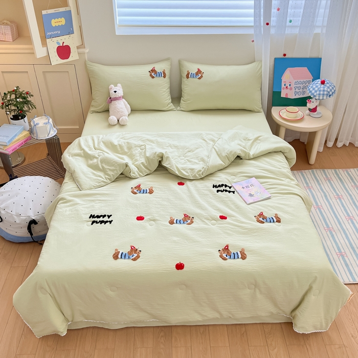 91家纺网 家纺一手货源 找家纺 Sweet dreams甜梦 2025新款毛巾绣夏被夏凉被空调被四件套 果绿小狗