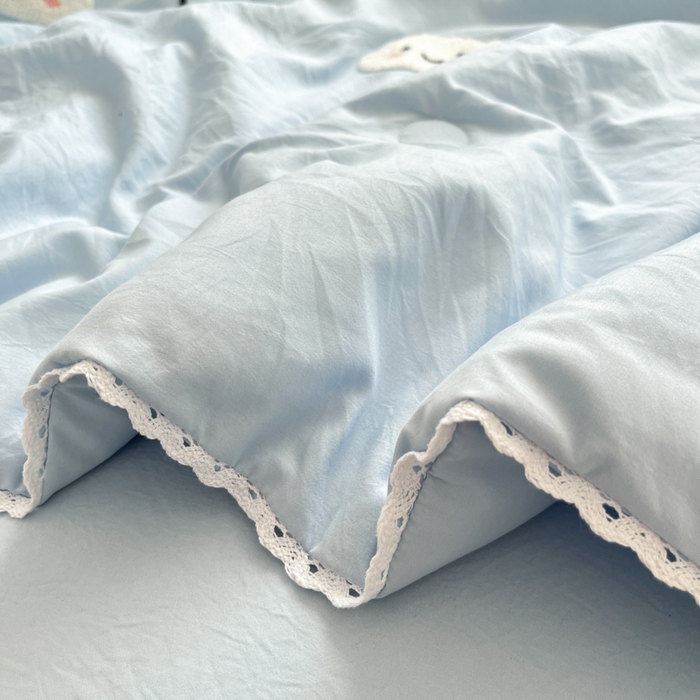 91家纺网 家纺一手货源 找家纺 Sweet dreams甜梦 2025新款毛巾绣夏被夏凉被空调被四件套 蓝色云朵