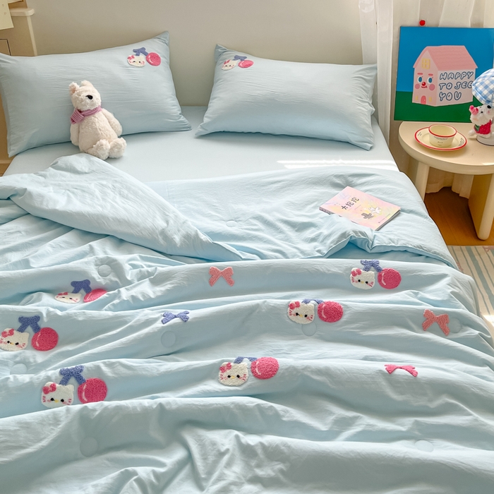 91家纺网 家纺一手货源 找家纺 Sweet dreams甜梦 2025新款毛巾绣夏被夏凉被空调被四件套 蓝小猫