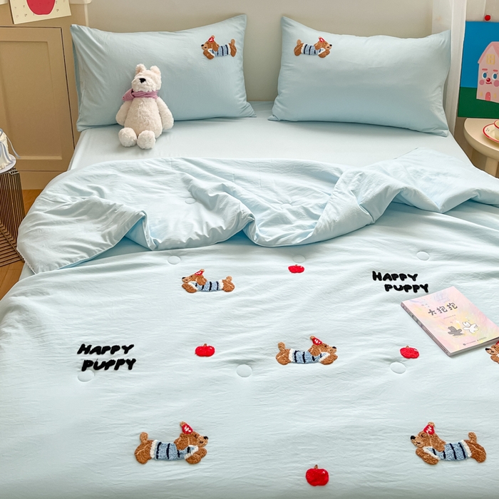 91家纺网 家纺一手货源 找家纺 Sweet dreams甜梦 2025新款毛巾绣夏被夏凉被空调被四件套 蓝小狗