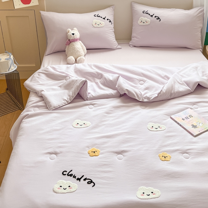 91家纺网 家纺一手货源 找家纺 Sweet dreams甜梦 2025新款毛巾绣夏被夏凉被空调被四件套 紫云朵