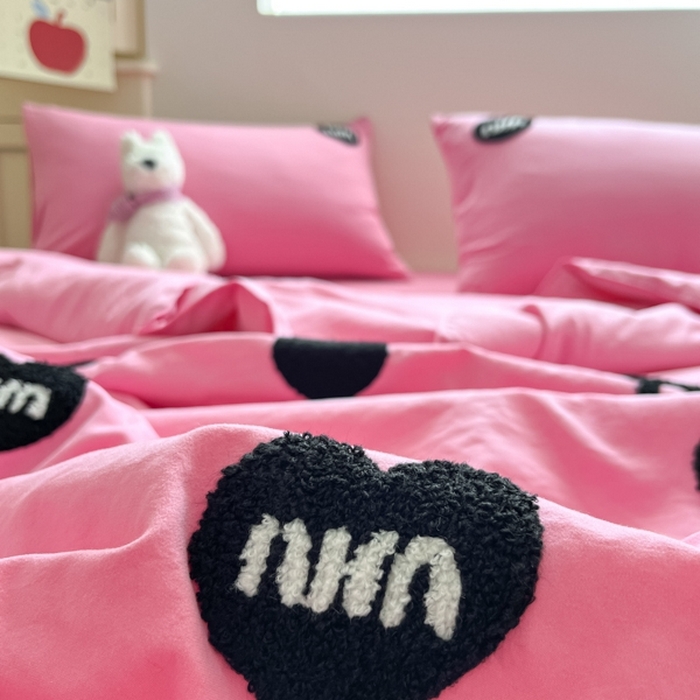 91家纺网 家纺一手货源 找家纺 Sweet dreams甜梦 2025新款毛巾绣夏被夏凉被空调被四件套 玫粉MIU