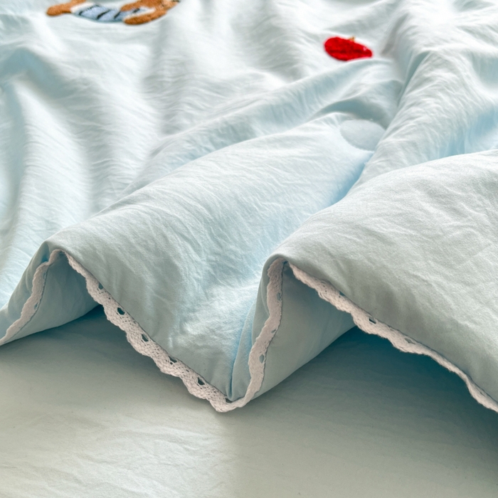 91家纺网 家纺一手货源 找家纺 Sweet dreams甜梦 2025新款毛巾绣夏被夏凉被空调被四件套 蓝小狗