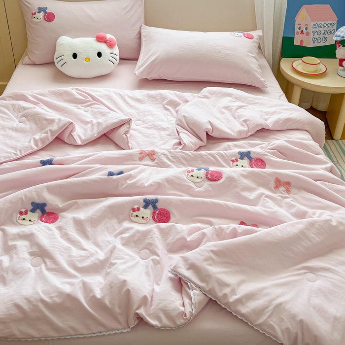 91家纺网 家纺一手货源 找家纺 Sweet dreams甜梦 2025新款毛巾绣夏被夏凉被空调被四件套 粉小猫