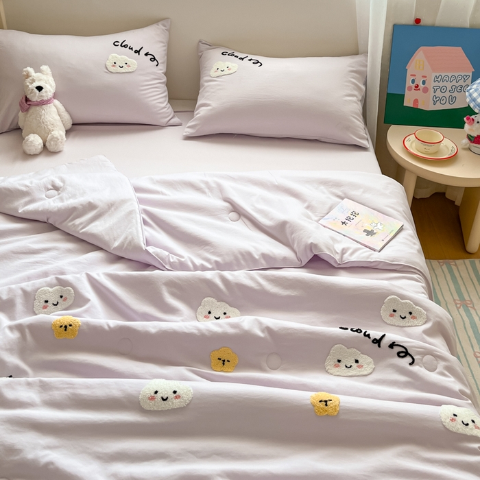 91家纺网 家纺一手货源 找家纺 Sweet dreams甜梦 2025新款毛巾绣夏被夏凉被空调被四件套 紫云朵