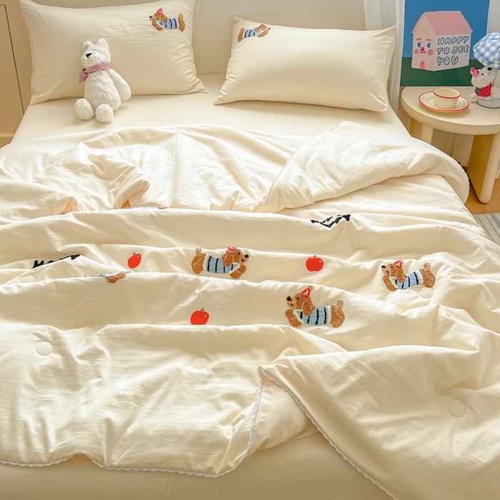 91家纺网 家纺一手货源 找家纺 Sweet dreams甜梦 2025新款毛巾绣夏被夏凉被空调被四件套 黄小狗