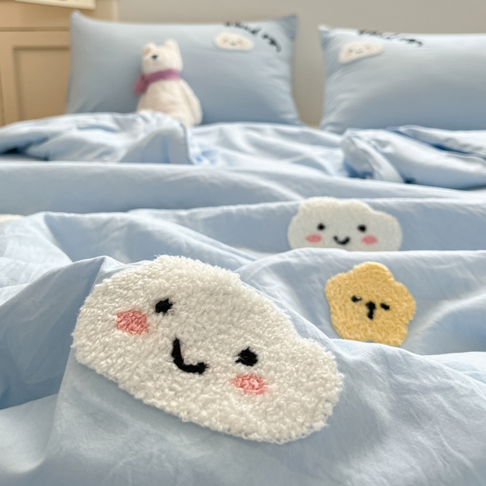 91家纺网 家纺一手货源 找家纺 Sweet dreams甜梦 2025新款毛巾绣夏被夏凉被空调被四件套 蓝色云朵