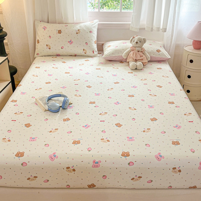 91家纺网 家纺一手货源 找家纺 Sweet dreams甜梦 2025新款全棉纯棉小清新印花床笠单品单床笠床笠单件 草莓小兔