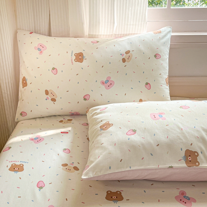 91家纺网 家纺一手货源 找家纺 Sweet dreams甜梦 2025新款全棉纯棉小清新印花床笠单品单床笠床笠单件 草莓小兔