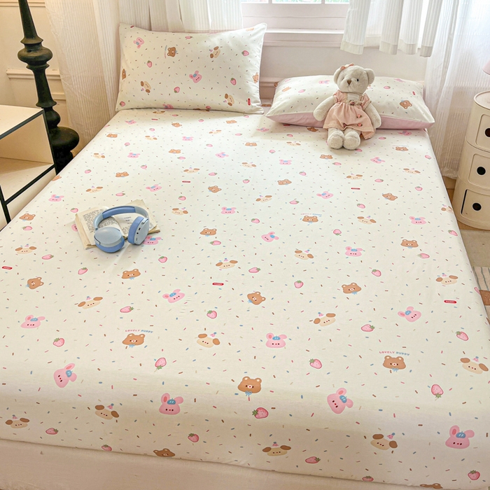 91家纺网 家纺一手货源 找家纺 Sweet dreams甜梦 2025新款全棉纯棉小清新印花床笠单品单床笠床笠单件 草莓小兔