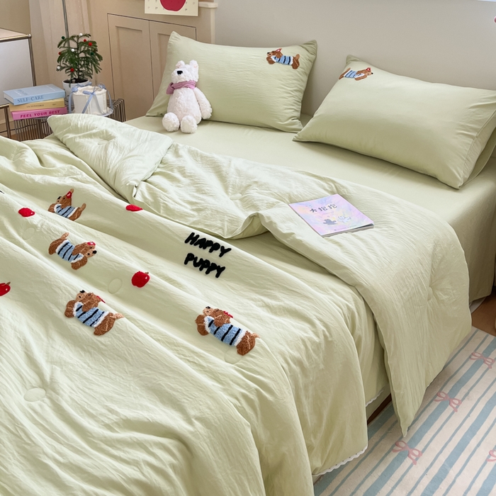 91家纺网 家纺一手货源 找家纺 Sweet dreams甜梦 2025新款毛巾绣夏被夏凉被空调被四件套 果绿小狗