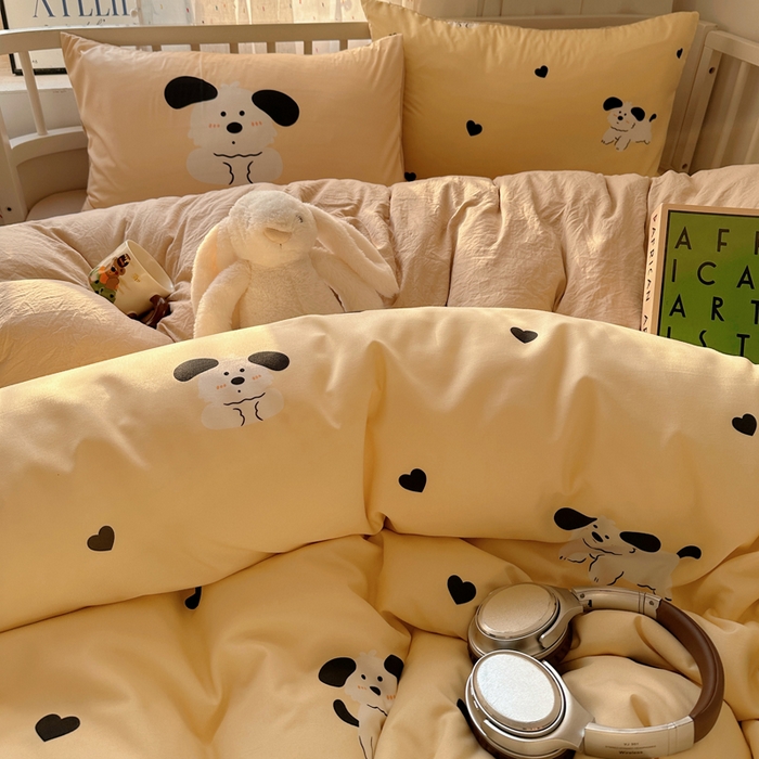 91家纺网 家纺一手货源 找家纺 顾里家纺 2025春夏新款韩系大版云朵棉四件套 爱心狗狗