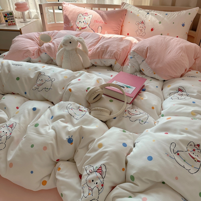 91家纺网 家纺一手货源 找家纺 顾里家纺 2025春夏新款韩系大版云朵棉四件套 波点好友