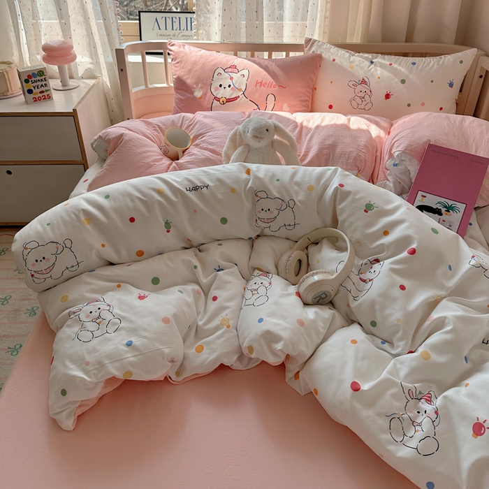 91家纺网 家纺一手货源 找家纺 顾里家纺 2025春夏新款韩系大版云朵棉四件套 波点好友