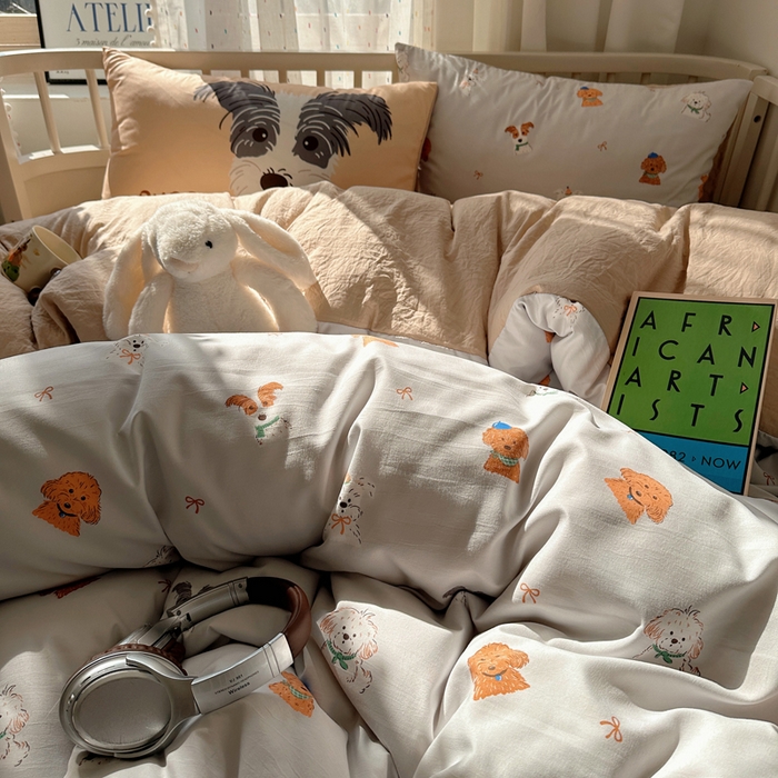 91家纺网 家纺一手货源 找家纺 顾里家纺 2025春夏新款韩系大版云朵棉四件套 狗狗派对