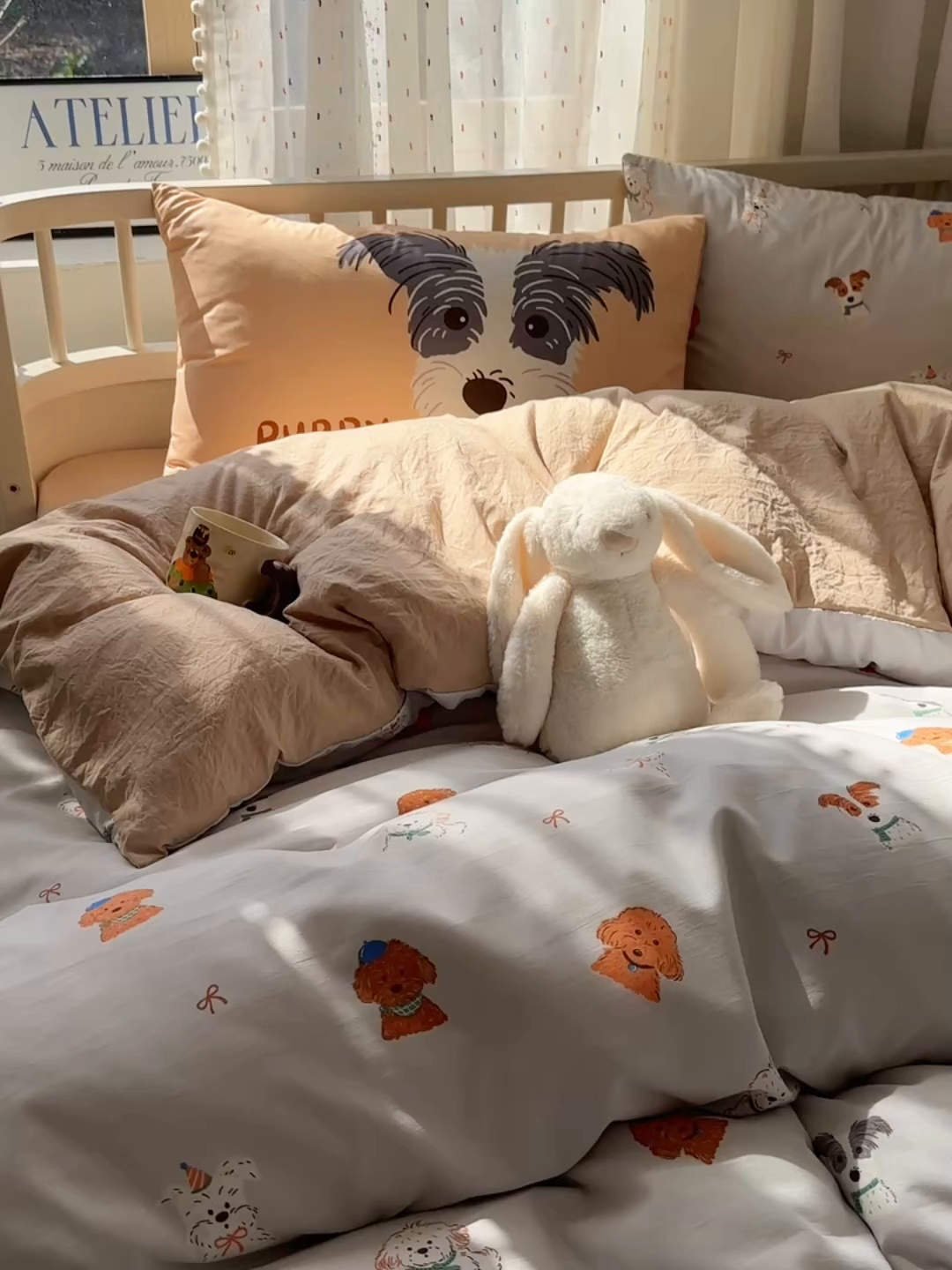 91家纺网 家纺一手货源 找家纺 顾里家纺 2025春夏新款韩系大版云朵棉四件套 狗狗派对