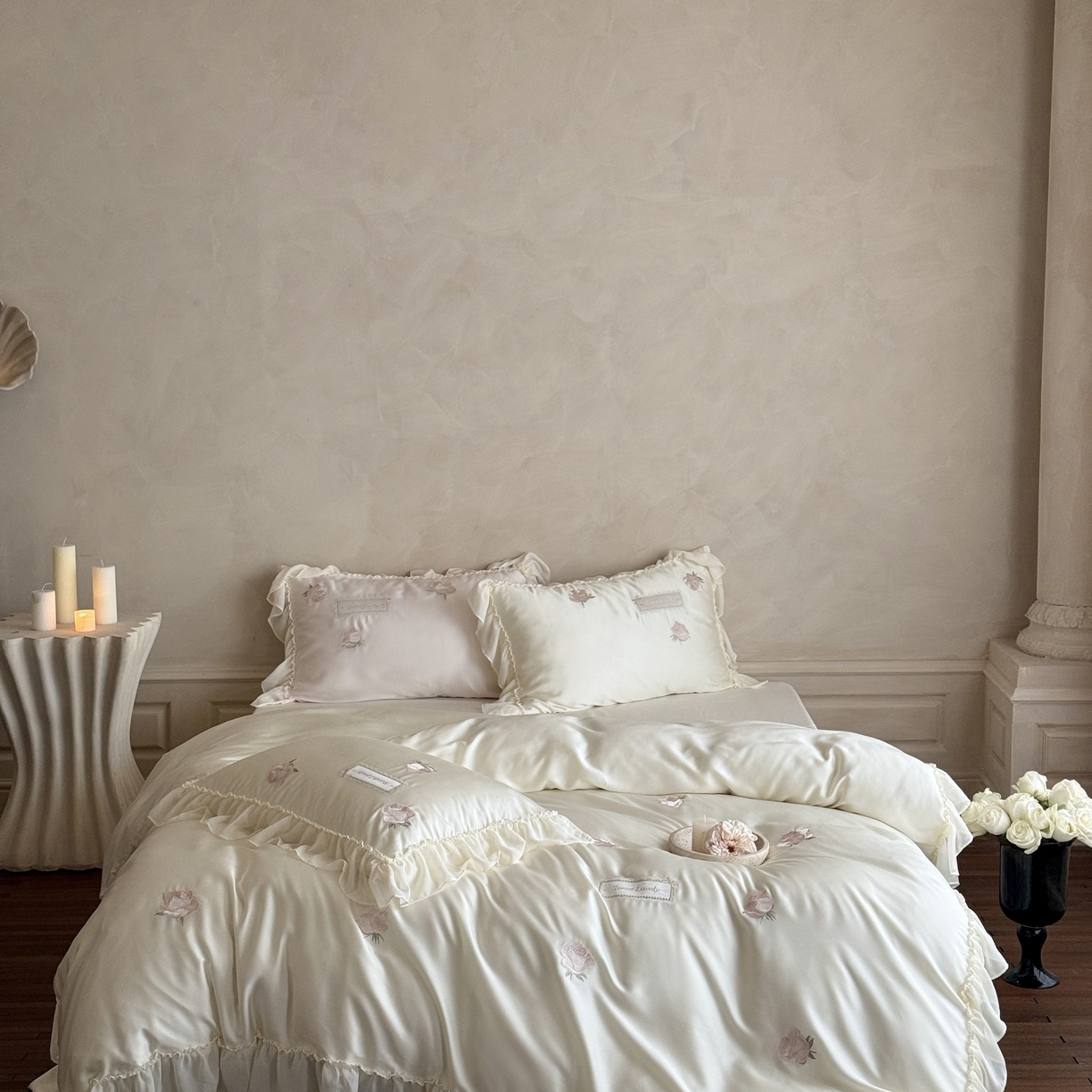 91家纺网 家纺一手货源 找家纺 MIU缪家居 2025春夏新款60支兰精天丝四件套-爱莎 爱莎-乳白