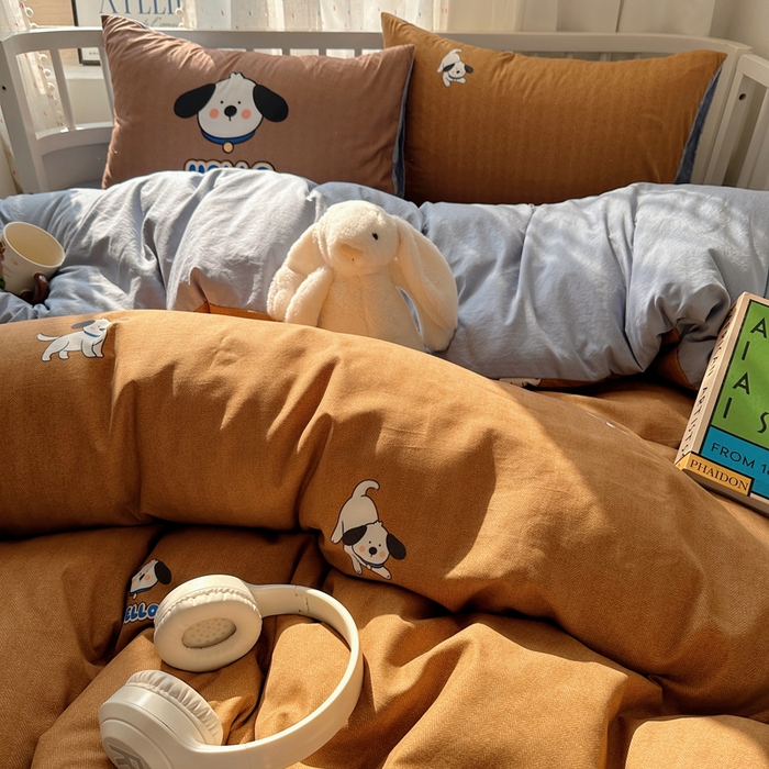 91家纺网 家纺一手货源 找家纺 顾里家纺 2025春夏新款韩系大版云朵棉四件套 帕拉狗