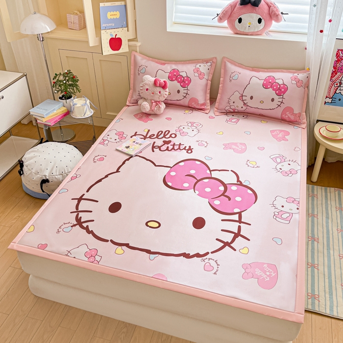 91家纺网 家纺一手货源 找家纺 金爱家 2025新款A类三丽鸥授权数码印花中分子1200D凉感冰丝宽边凉感软席 冰丝席-美美kitty粉