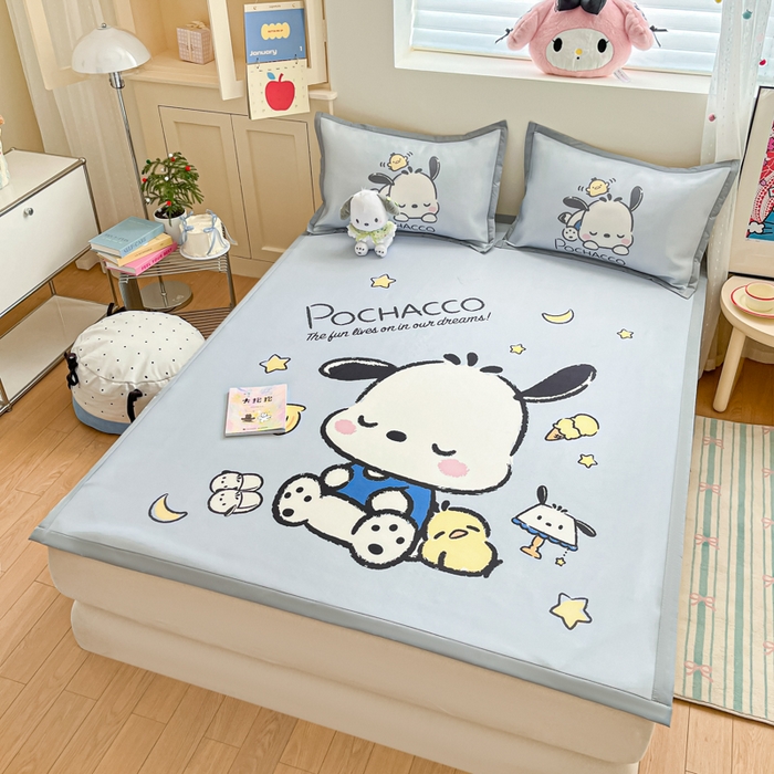 91家纺网 家纺一手货源 找家纺 金爱家 2025新款A类三丽鸥授权数码印花中分子1200D凉感冰丝宽边凉感软席 冰丝席-贪睡帕恰狗