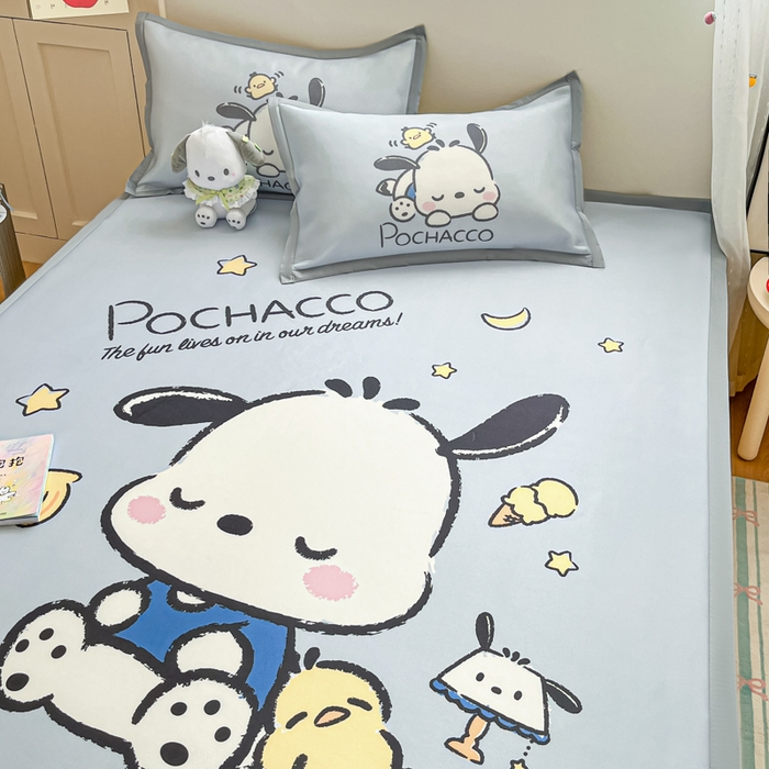 91家纺网 家纺一手货源 找家纺 金爱家 2025新款A类三丽鸥授权数码印花中分子1200D凉感冰丝宽边凉感软席 冰丝席-贪睡帕恰狗